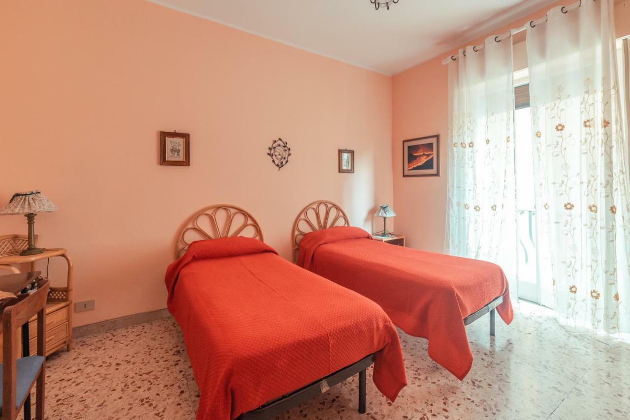Theokles Apartment Таорміна Екстер'єр фото